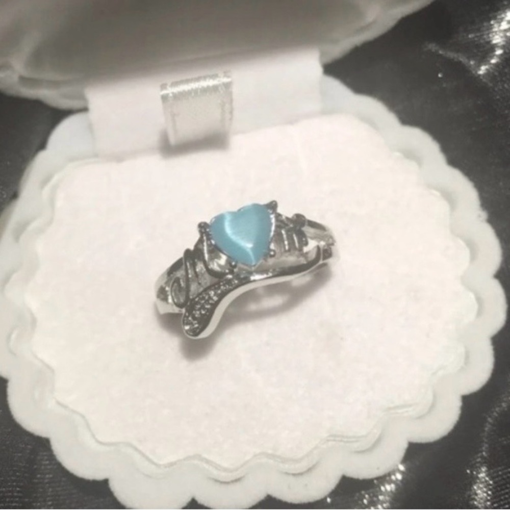 Heart Shape Blue Fire 🔥 Opal Solitaire Silver Tone setting ring Band